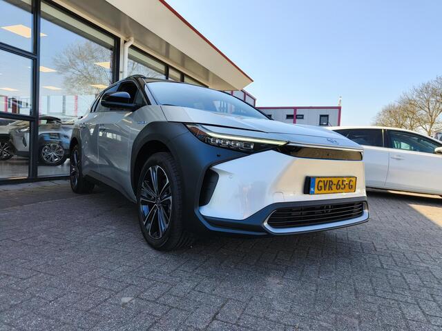 Toyota bZ4X Premium 71 kWh Bi-Tone | Panorama | JBL | Leer | Compleet