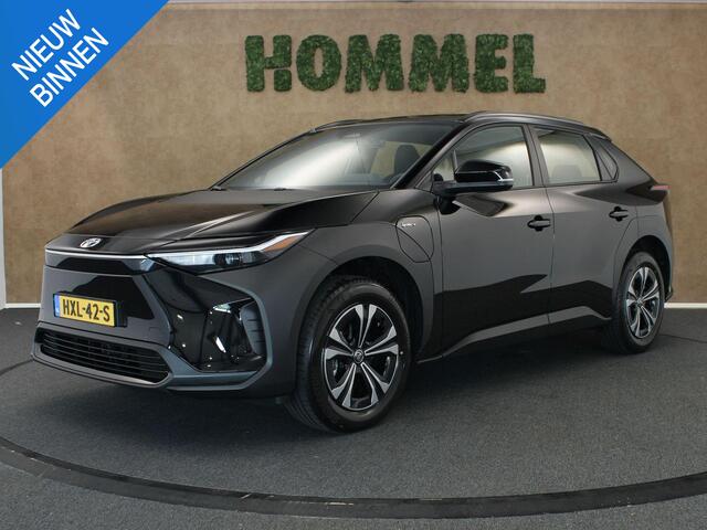Toyota bZ4X Active 71 kWh SOH 100,5%! - ORIGINEEL NEDERLANDSE AUTO - ADAPTIEVE CRUISE CONTROL - KEYLESS START/ENTRY - APPLE CARPLAY/ANDROID AUTO - CLIMATE CONTROL - ACHTERUITRIJCAMERA - NAVIGATIE FULL MAP - LICHTMETALEN VELGEN 18 INCH