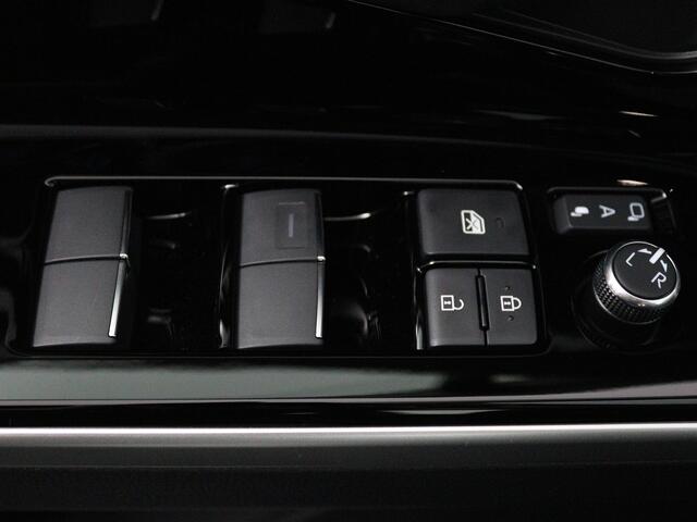 Toyota bZ4X Dynamic 71 kWh | Panoramadak | Spatlappen |