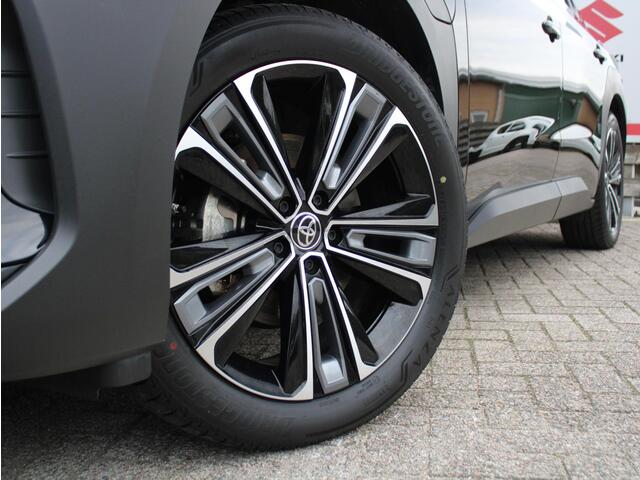 Toyota bZ4X Premium 71 kWh Navigatie, Achteruitrijcamera, Cruise Control Adaptief, Stoelverwarming, Stuurwiel Verwarmd