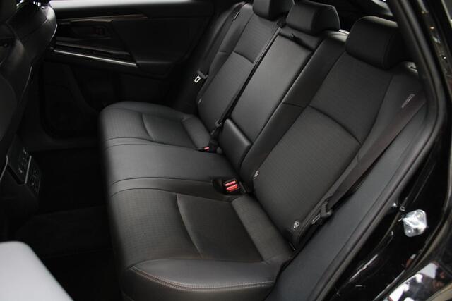 Toyota bZ4X Premium 71 kWh Navigatie, Achteruitrijcamera, Cruise Control Adaptief, Stoelverwarming, Stuurwiel Verwarmd