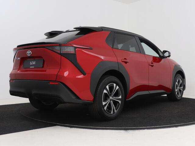 Toyota bZ4X Dynamic 71 kWh | Panoramadak | Apple Carplay/Android Auto | Voorstoelen Verwarmd | Elektrisch Verstelbare Bestuurdersstoel | Cruise Control Adaptief |