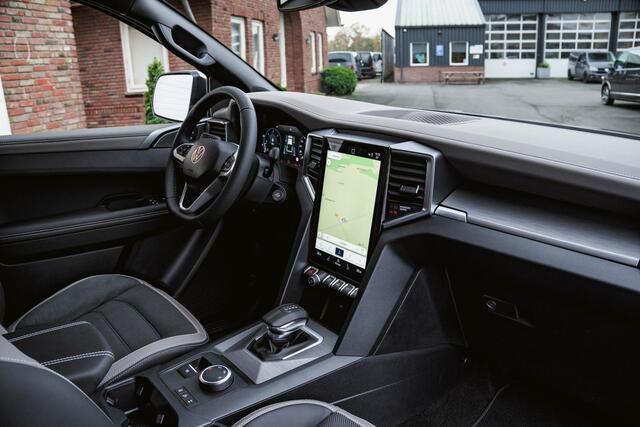 Volkswagen AMAROK 3.0 TDI V6 240PK 4-Motion Aventura IQ LED | Side Steps | Elek Rolkoffer | 2-zits. |