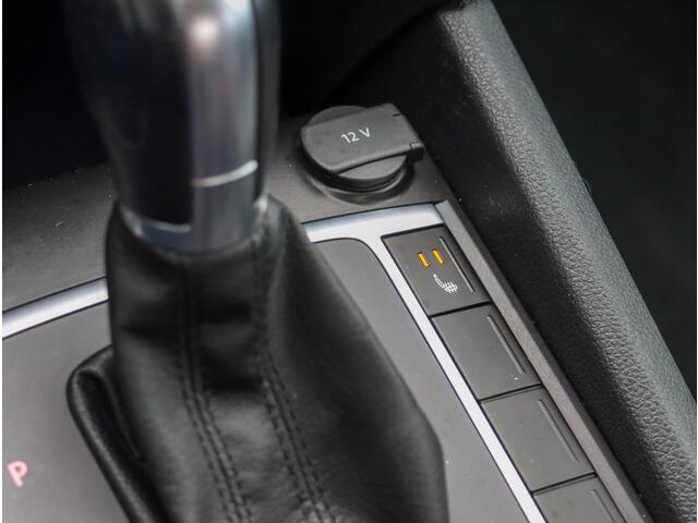 Volkswagen AMAROK 3.0 TDI 4Motion DC Highline | Leder | Comfortstoelen | 20'' | Navigatie | Trekhaak