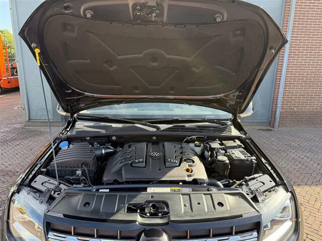 Volkswagen AMAROK 3.0 V6 TDI Be Trekker Dub Cab Geen Bijtelling Navi Apple Carplay Cam DSG Vol!