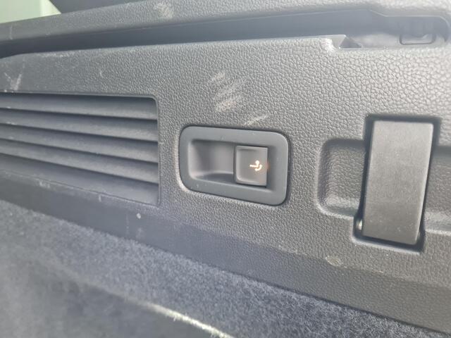 Volkswagen Arteon Shooting Brake 1.4 TSI eHybrid R-Line Business+ 18"/Trekhaak/Standkachel/Stoelverwarming v+a/LED+/Camera/PDC v+a/Dynamic Chassis/Apple Carplay & Android Auto