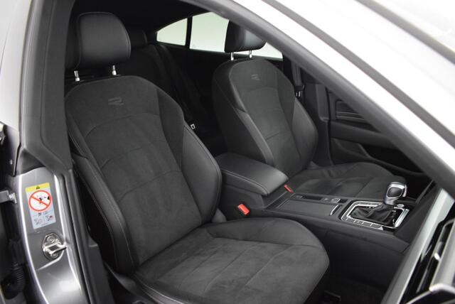 Volkswagen Arteon 1.4 TSI 218pk eHybrid R-Line Business+ Camera Keyless Panoramadak Stoelverwarming Virtual Cockpit Navigatie