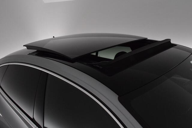 Volkswagen Arteon 1.4 TSI 218pk eHybrid R-Line Business+ Camera Keyless Panoramadak Stoelverwarming Virtual Cockpit Navigatie