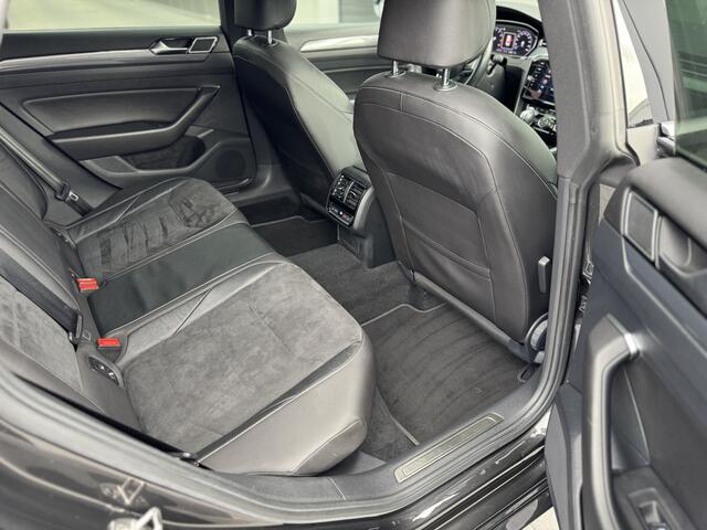 Volkswagen Arteon 2.0 TSI R-Line | Panorama | 19" | Adaptive Cruise | Keyless