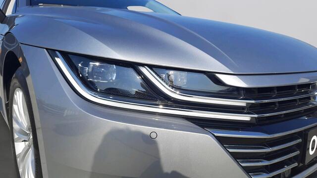 Volkswagen Arteon 1.5 TSI 150 pk TSI DSG Automaat Executive | PDC | Navi | Clima | LED | Apple Carplay
