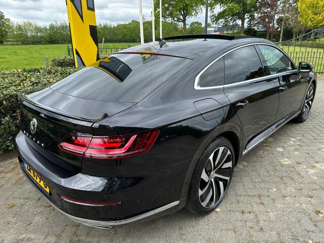 Volkswagen Arteon 1.5 TSI DSG7 Business R Pano / Keyless / Virtual