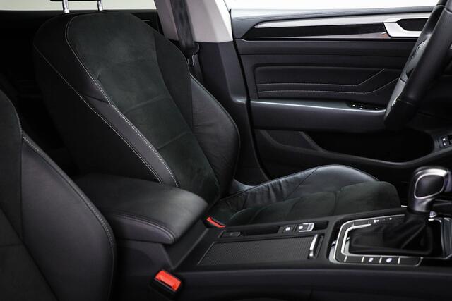 Volkswagen Arteon Shooting Brake 1.4 TSI eHybrid Business+ | NAVIGATIE PACK | STUURVERWARMING | CAMERA | 19"