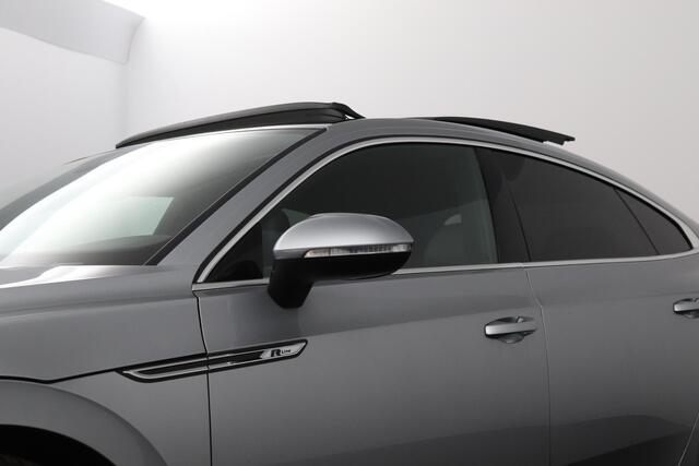Volkswagen Arteon 1.5 TSI Business R | Panoramadak | R Line | Camera |
