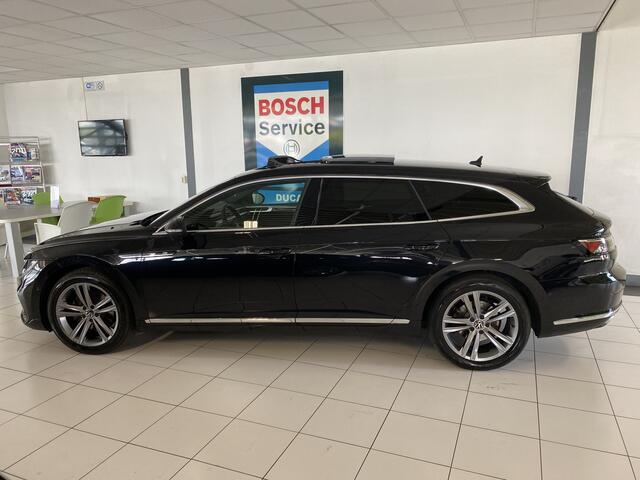 Volkswagen Arteon Shooting Brake 1.4 TSI eHybrid R-Line Business+ Panoramadak / Trekhaak /Camera / Apple carplay