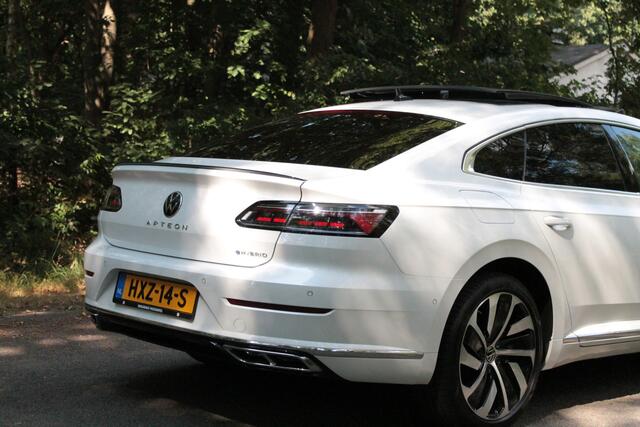 Volkswagen Arteon 1.4 TSI eHybrid R-Line Business+ | Pano | ACC