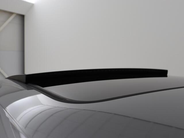 Volkswagen Arteon 1.4 TSI eHybrid R-Line | Panoramadak | Leder | Head-Up | Stoelverwarming | 360 Camera | Matrix LED | Massage | Park Assist | Sportstoelen | Keyless | Achterbankverwarming | Carplay | PHEV