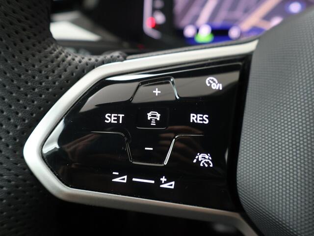 Volkswagen Arteon Shooting Brake 1.4 TSI eHybrid R-Line Business+ | 218 PK | SoH 89% | Trekhaak wegklapbaar | Panoramadak | IQ light LED koplampen | R-Line |