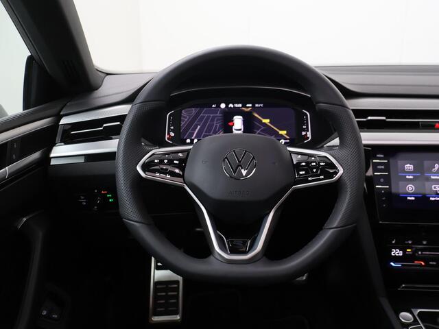 Volkswagen Arteon Shooting Brake 1.4 TSI eHybrid R-Line Business+ | 218 PK | SoH 89% | Trekhaak wegklapbaar | Panoramadak | IQ light LED koplampen | R-Line |