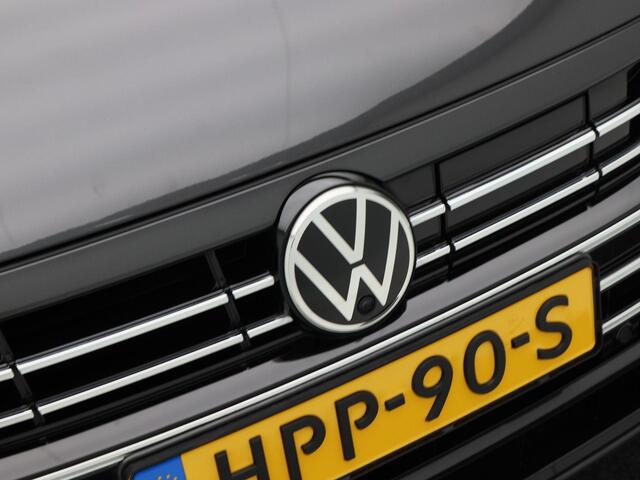 Volkswagen Arteon Shooting Brake 1.4 TSi 218 Pk Automaat eHybrid R-Line Business+ | Head-Up | Full LED | 360° Camera | Trekhaak | Panorama Dak | Stoel en Stuur Verwarming | Elektrische Achterklep | Carplay | Navigatiesysteem | Climate Control | 19 Inch | 69.579 Km!!