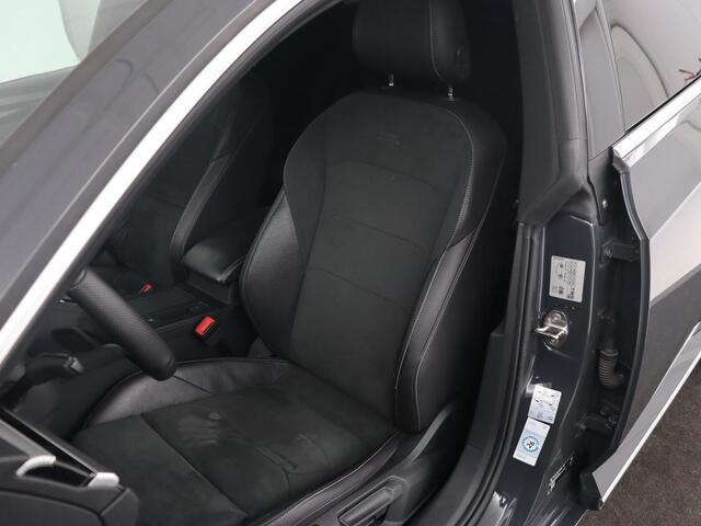 Volkswagen Arteon 1.4 eHybrid R Line | Trekhaak | Leder/Alcantara | Massage | Camera | Adaptive cruise | Achterbankverwarming | Virtual Cockpit | Matrix LED | Carplay | Navigatie | PHEV | Plug In