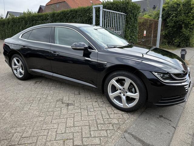 Volkswagen Arteon 2.0 TDI Business R XENON/NAVI