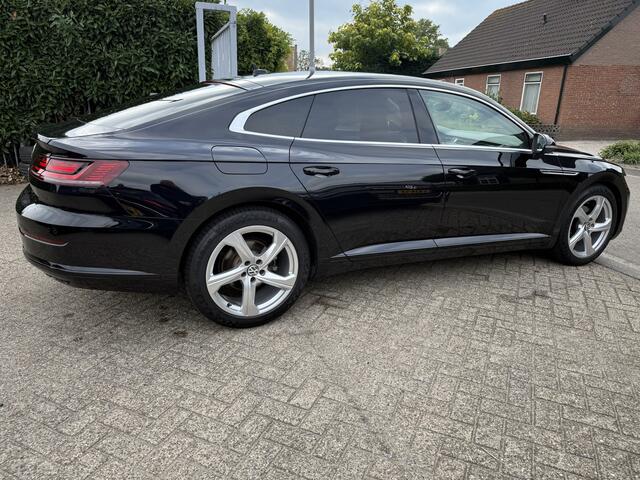 Volkswagen Arteon 2.0 TDI Business R XENON/NAVI