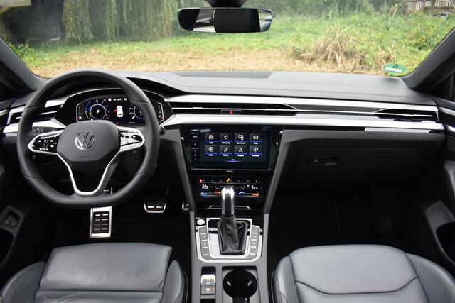 Volkswagen Arteon Shooting Brake eHYBRID 218PK DSG ELEGANCE BUSINESS+ LEDER/VIRTUAL/PANORAMADAK