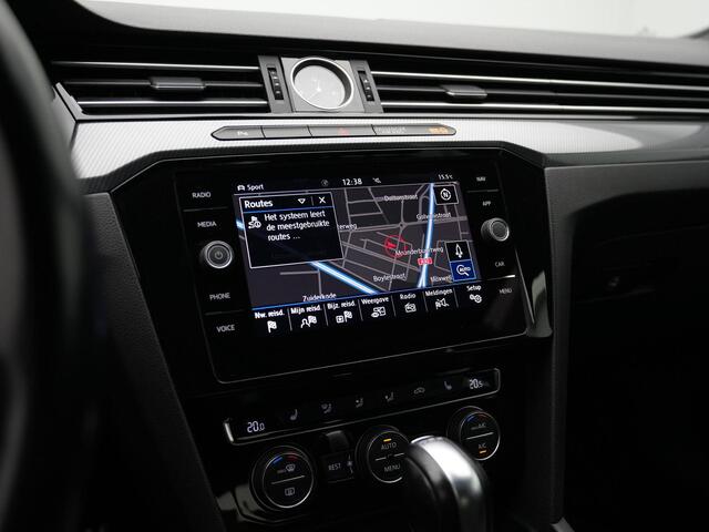 Volkswagen Arteon 2.0 TSI 272 pk DSG 4Motion Business R / R-Line | Panoramadak | Trekhaak | Adaptief onderstel | Leder/alcantara