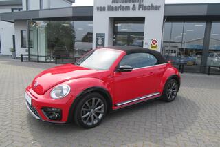volkswagen-beetle-(new)-cabriolet-1