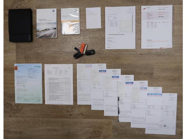 Volkswagen BEETLE (NEW) Cabriolet 1.2 TSI Sound 2018 Camera Navigatie App Connect Stoelverwarming Airco-ECC Windscherm Boekjes 17 inch Sportvelgen PDC Bluetooth Cruisecontrol