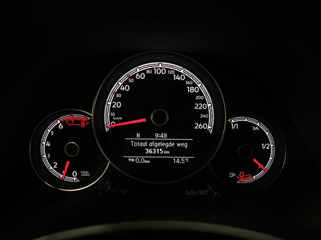 Volkswagen BEETLE (NEW) Cabriolet 1.2 TSI Design 1e Eigenaar Dealer onderhouden Airco Xenon PDC Navigatie Bluetooth Elektrische kap sportvelgen Nette staat Lage kilometerstand Cruisecontrol