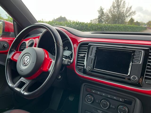 Volkswagen BEETLE (NEW) 1.2 TSI Design BlueMotion / 2016