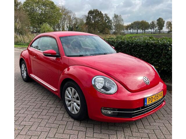 Volkswagen BEETLE (NEW) 1.2 TSI Design BlueMotion / 2016