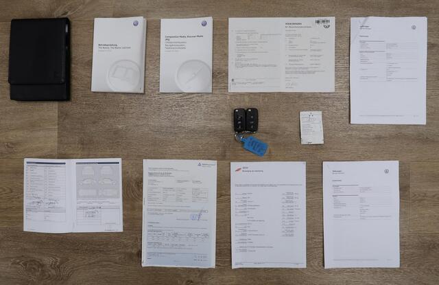 Volkswagen BEETLE (NEW) Cabriolet 1.2 TSI Allstar Navigatie Camera Automaat DSG App connect Boekjes aanwezig Stoelverwarming Windscherm 17 inch Sportvelgen Zeer nette auto Cruise control