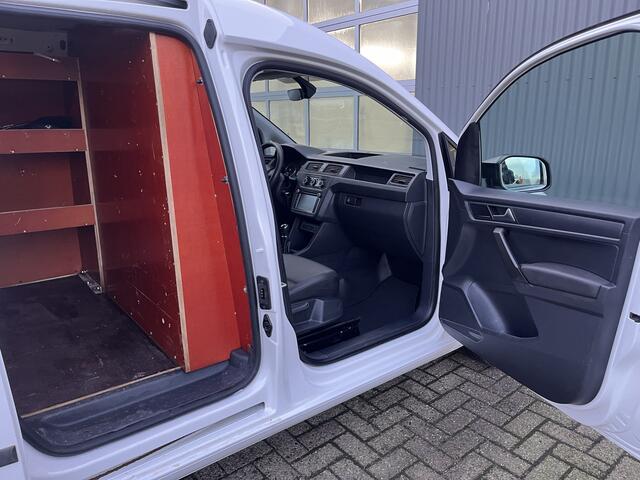 Volkswagen CADDY 1.4 TGI L1H1 EcoFuel Aardgas/Benzine Airco Cruise controle Trekhaak 1300kg Kastinrichting Telefoonverbinding 2-Persoons Navigatiesysteem Parkeersensoren achter