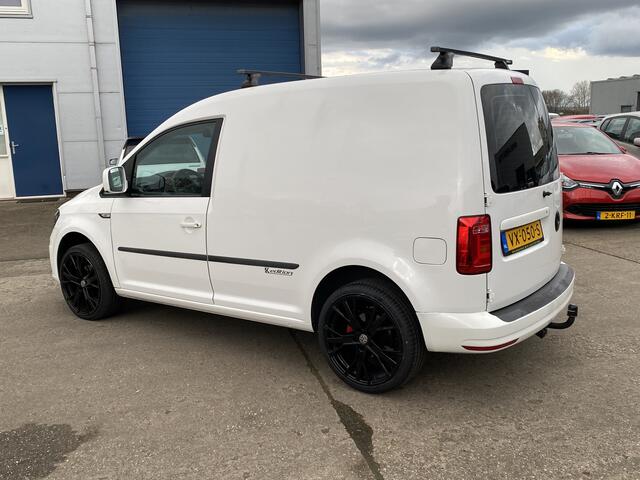 Volkswagen CADDY 1.6 TDI L1H1 Trendline K-EDITION, EURO 5, AIRCO, SCHUIFDEUR RECHTS, ELEK-RAMEN, BLUETOOTH-RADIO-USB-AUX-SD, AIRBAGS, CENT-VERGRENDELING, DAKDRAGERS, LM-VELGEN, TREKHAAK, APK TOT 25-06-26
