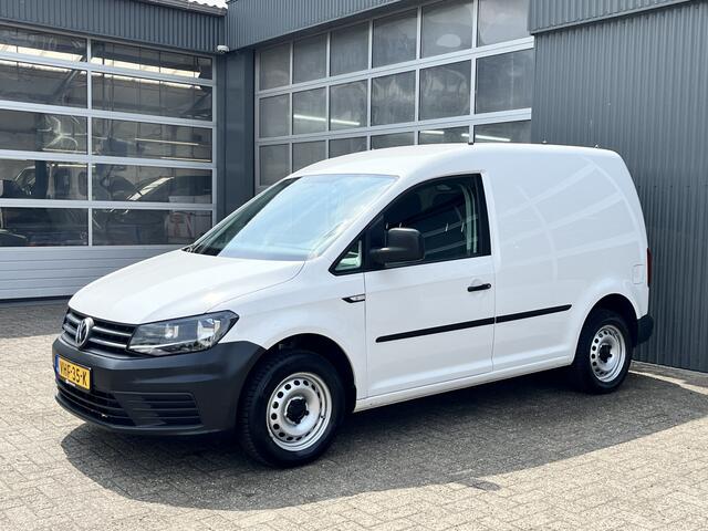 Volkswagen CADDY 2.0 TDI L1H1 Airco Cruise controle Trekhaak 1400kg trekgewicht Schuifdeur Telefoon verbinding Apple carplay kastinrichting Laderkasten 1e eigenaar 2-Persoons Euro 6