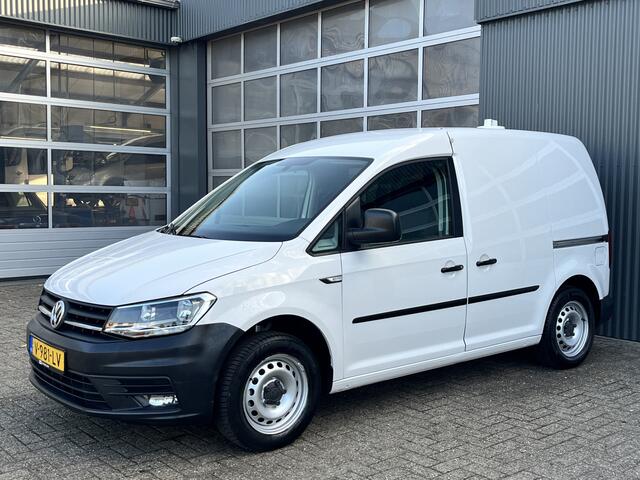 Volkswagen CADDY 2.0 TDI L1H1 2x Schuifdeur Airco Cruise controle Trekhaak 1400kg trekgewicht Telefoon verbinding kastinrichting Ladekasten 1e eigenaar 2-Persoons Euro 6