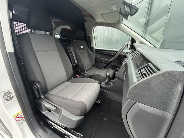 Volkswagen CADDY 2.0 TDI 123 PK / L1H1 / 4x4 / 4Motion / 1e EIG. / ACHTERKLEP / TREKHAAK / INRICHTING / AIRCO / CRUISE / NAVI / APPLE CARPLAY