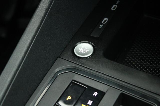 Volkswagen CADDY Cargo 2.0 TDI 122pk DSG Style Led Trekhaak Standkachel Carplay Stoelverwarming Parkeersensoren