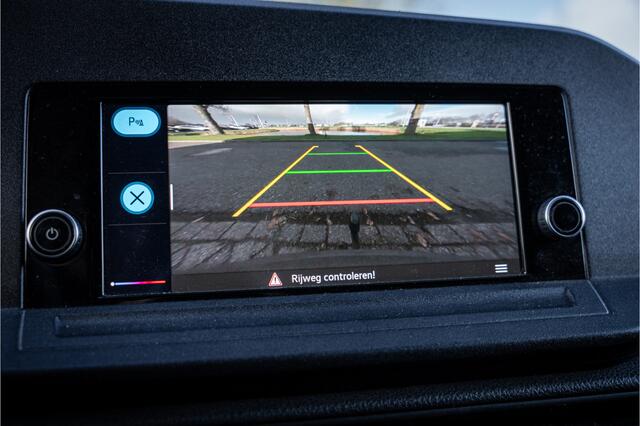 Volkswagen CADDY Cargo 2.0 TDI Economy Business ** Trekhaak ** Economy Business Plus Cruise control ** Climatic ** Vloer & Wand bekleding