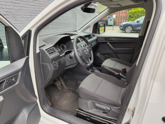 Volkswagen CADDY MAXI AUT-6 1.4 TGI CNG EcoFuel Apple Carplay Android Auto Navi Airco Verwarmbare voorruit Cruise Controle Pdc Comfortline 2X Schuifdeur Betonplex Vloer Wandbetimmering Regen-Lichtsensor Executive Plus Pakket Bluetooth Compressed Natural Gas Brandstof Euro 6 Ze