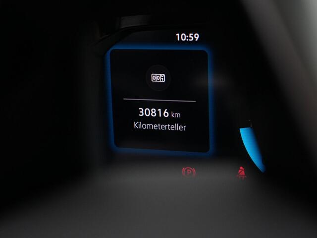 Volkswagen CADDY MAXI Cargo 1.5 TSI 115 pk | Trekhaak | Navigatie Discover Pro | Parkeersensoren achter