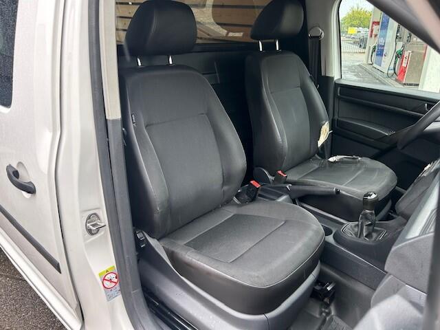 Volkswagen CADDY MAXI 1.4 TGI L2H1 EcoFuel 1e EIGENAAR I COMPLETE ONDERHOUDSHISTORIE I RIJDEN OP GROEN GAS CO2 NEUTRAAL