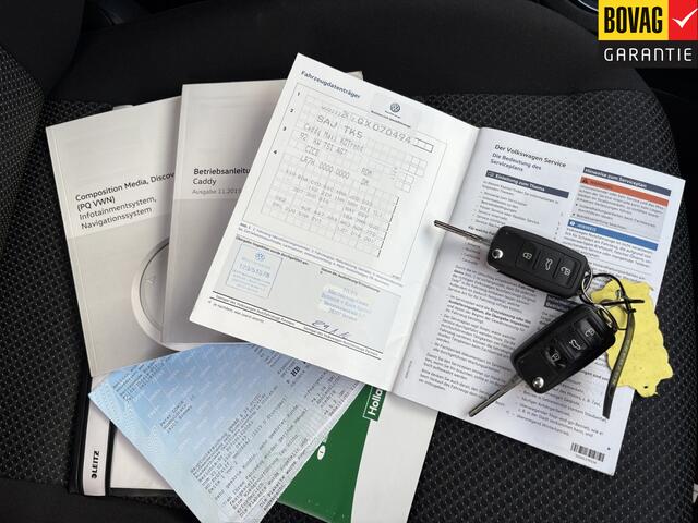 Volkswagen CADDY MAXI 1.4 TSI BEACH 5p 92kw DSG, Tiny Camper ( Bed, Navigatie, Trekhaak, Xenon, PDC met Camera) RIJKLAARPRIJS!