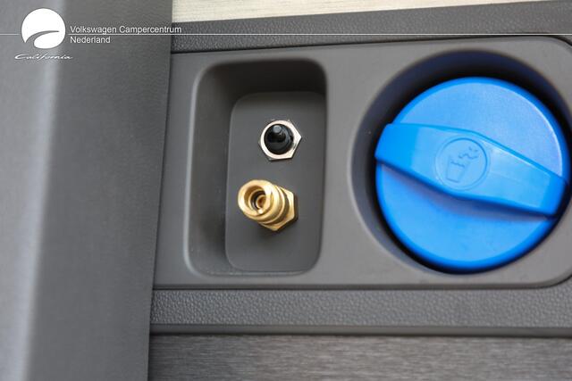 Volkswagen CALIFORNIA Ocean 1.5 eHybrid 180 kW / 245 PK DSG 4Motion