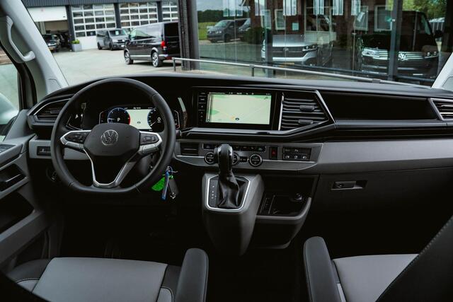 Volkswagen CARAVELLE T6.1 2.0 TDI 204 PK DSG L2H1 A-KLEP ACC | LED | Leder | Side Assist | Privacy glass |