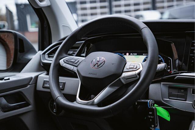 Volkswagen CARAVELLE T6.1 2.0 TDI 204 PK DSG L2H1 A-KLEP ACC | LED | Leder | Side Assist | Privacy glass |