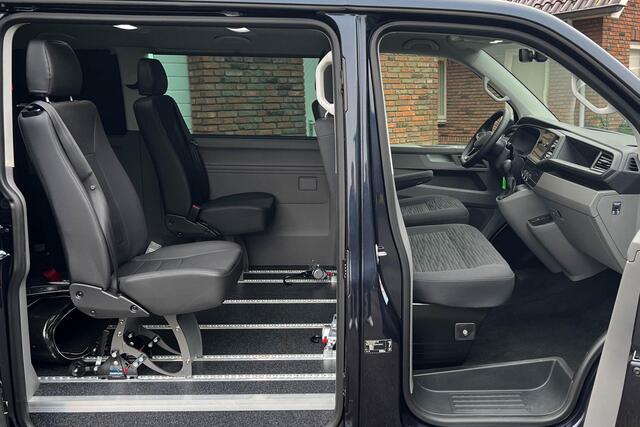Volkswagen CARAVELLE T6.1 ROLSTOELBUS 2.0 TDI 150 PK DSG L2H1 ACC| LED | Privacy Glas | Bijrijdersbank | Apple Carplay | Android Auto |