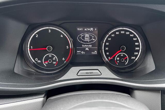 Volkswagen CARAVELLE T6.1 ROLSTOELBUS 2.0 TDI 150 PK DSG L2H1 ACC| LED | Privacy Glas | Bijrijdersbank | Apple Carplay | Android Auto |